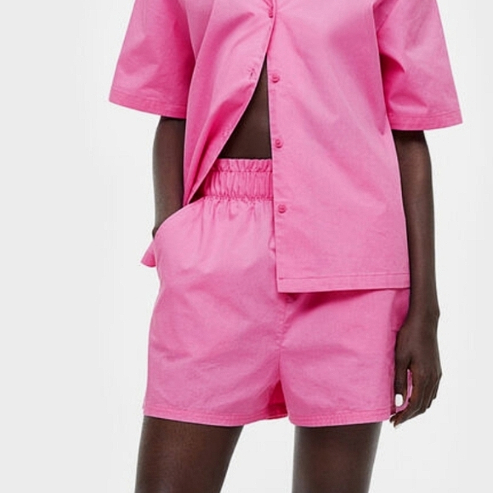NWT Divided H&M Bubblegum Pink High Rise Waist Shorts Pull On Cotton Preppy MD
